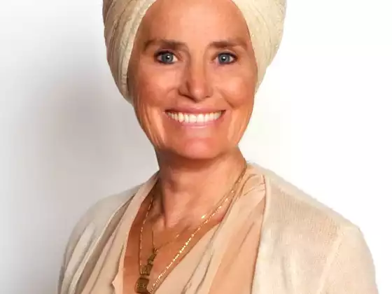 Gurutej Khalsa, 
                            Spirituality, Health & Wellness, Love and Relationships, Yoga, Personal Development & Coaching, Personal Development & Coaching 
                            Expert at Συμπόσιο Empower 2025