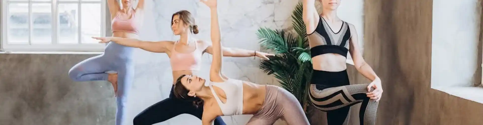 Yoga mở cho mọi người